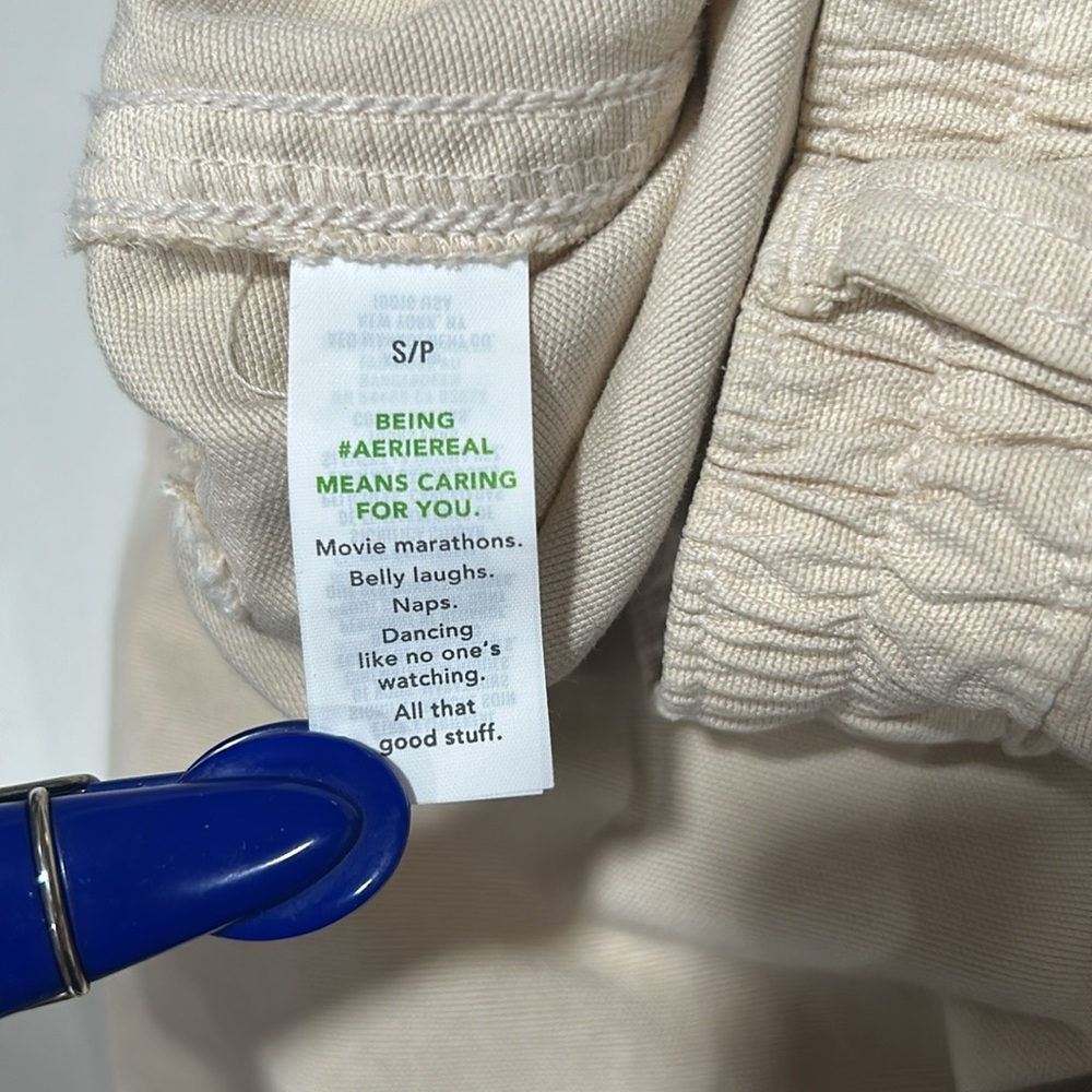 Aerie Barrel Leg Pants Chinos Size Small Cake Batter Cream - Picture 11 of 12